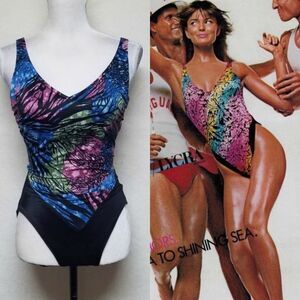 VINTAGE The Slim Suit Coral Reef Maillot Swimsuit